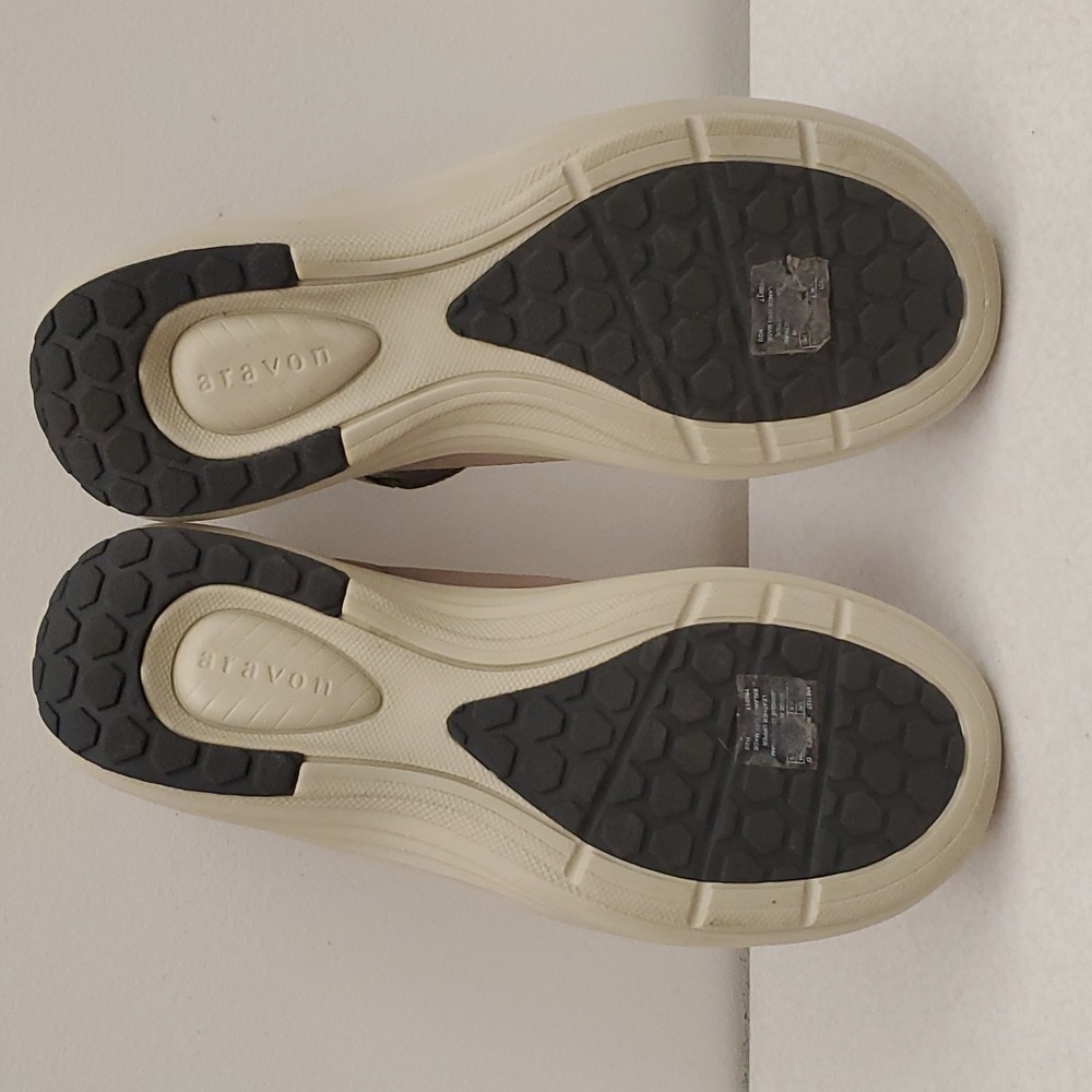 Aravon Women's Athletic Shoes in Taupe and Blue - Picture 4 of 6